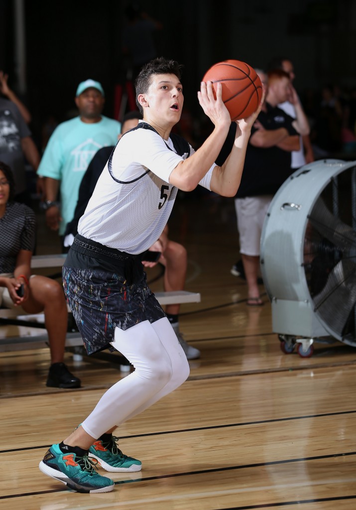 tyler herro wearing shirt